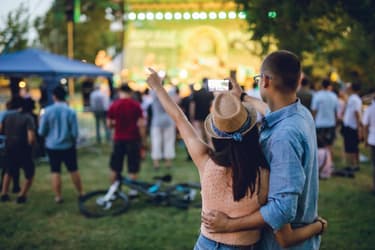 Don’t Miss the Show: How to Navigate Events With Confidence and Comfort
