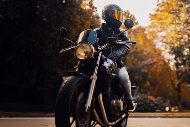 Air Force Veteran with Neurogenic Bladder Regains Active Lifestyle Thanks to Premium Adult Diapers