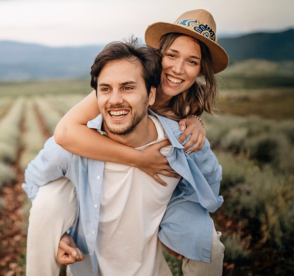 happy-couple_800
